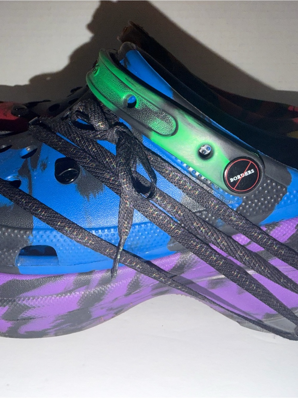 Crocs X Ruby Rose *RARE*W11 - Picture 6 of 9